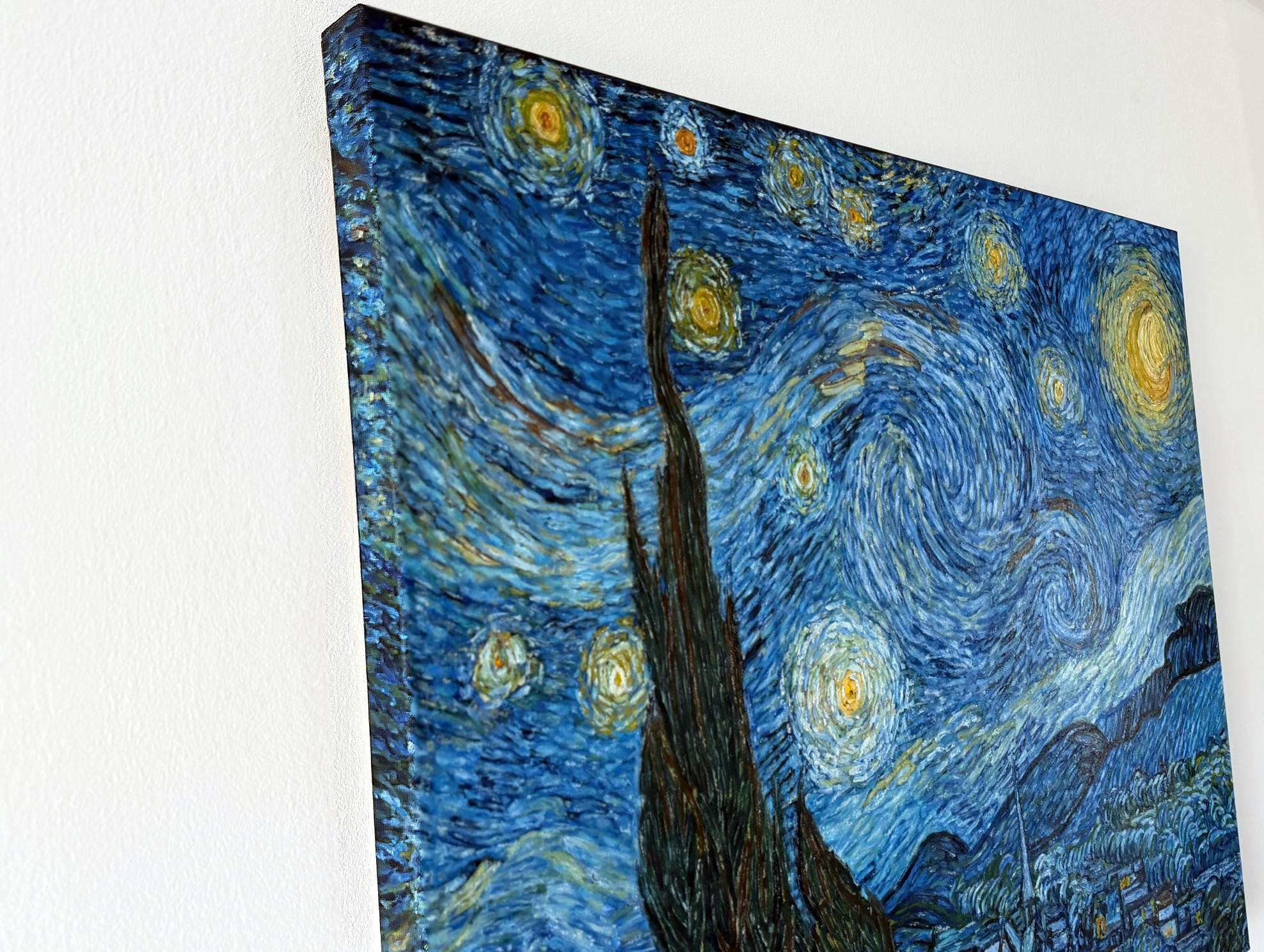 The Starry Night reproduction — Edge
